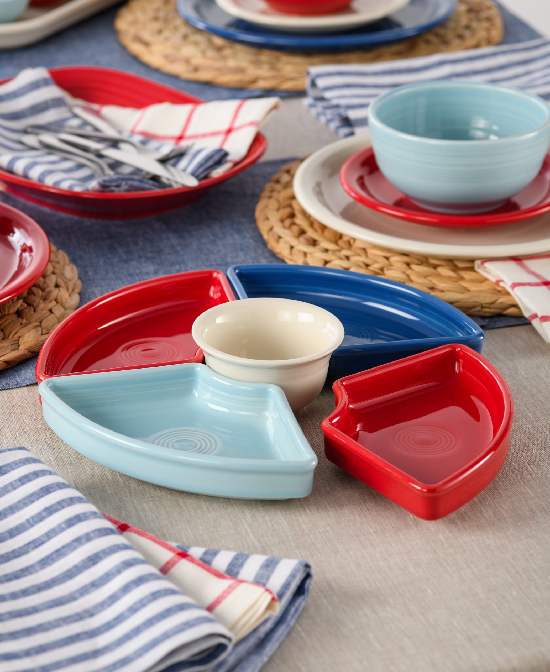 Fiesta Americana 5-Piece Mixed Colors Entertaining Set 8 1/5 Inch - Image 2